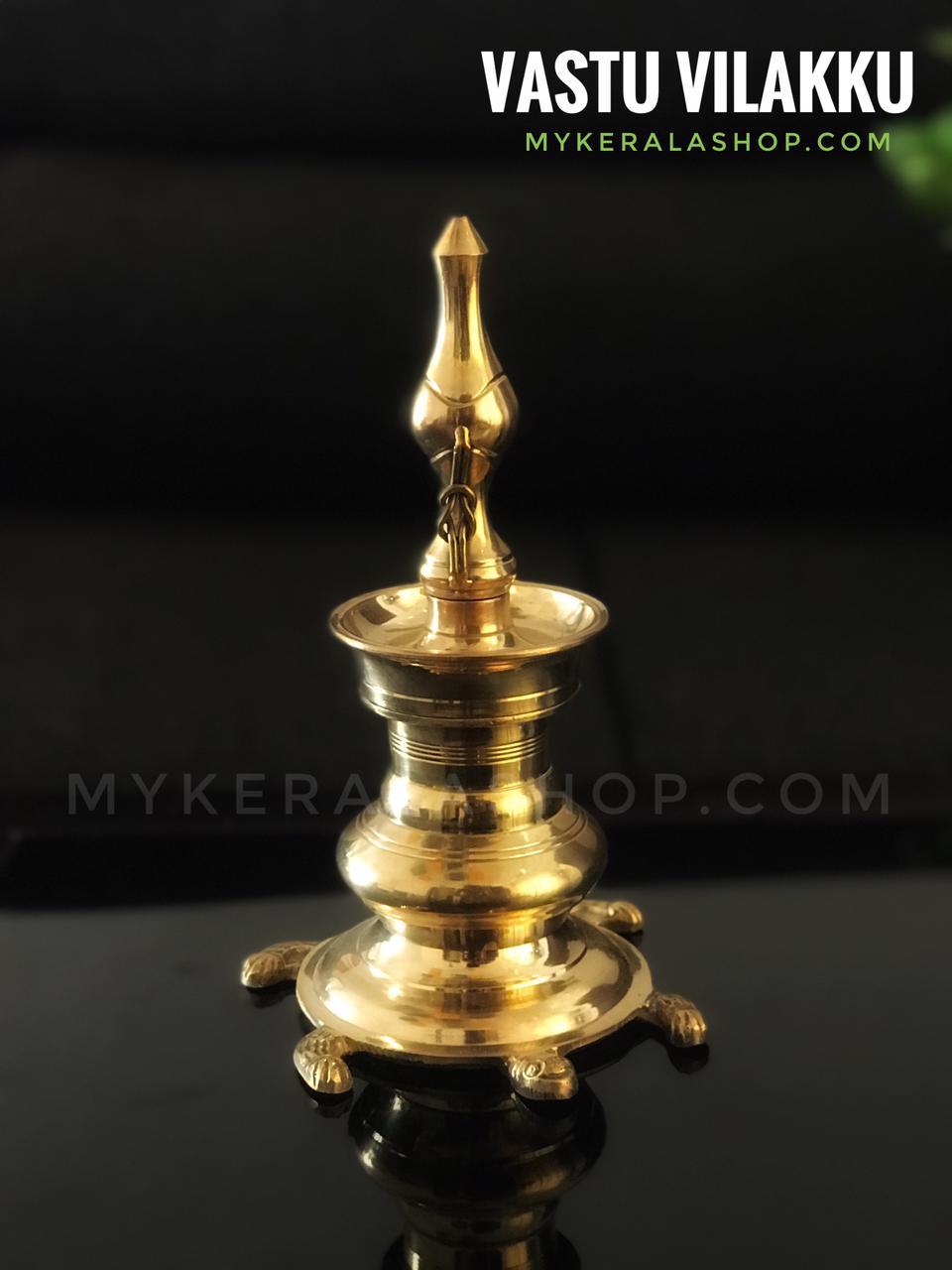 M&M - The Eight Armed Auspicious Deepalakshmi with Each Hand Holding a Lamp  / Brass Paavai Vilakku
