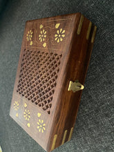 Load image into Gallery viewer, Wooden Jewelry Box